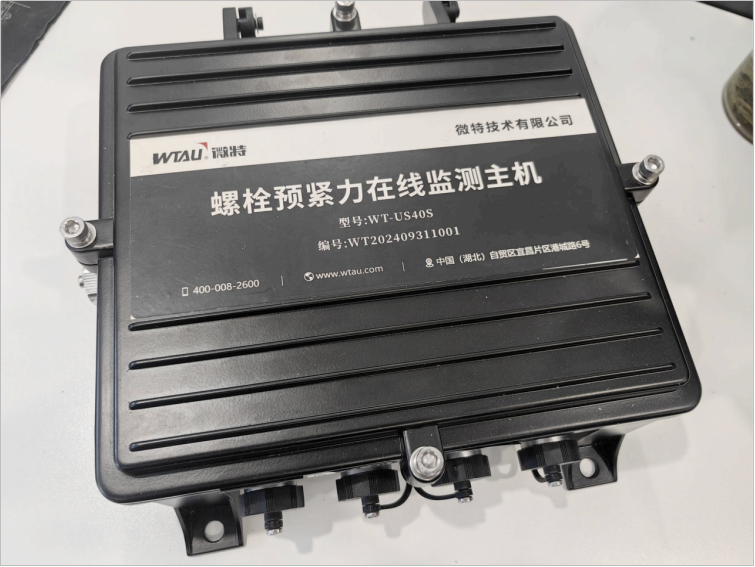 EA6BAE0E-CC95-4498-BC5B-CAD070F1241F.png